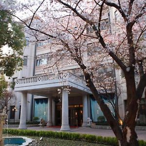 Donghu Hotel